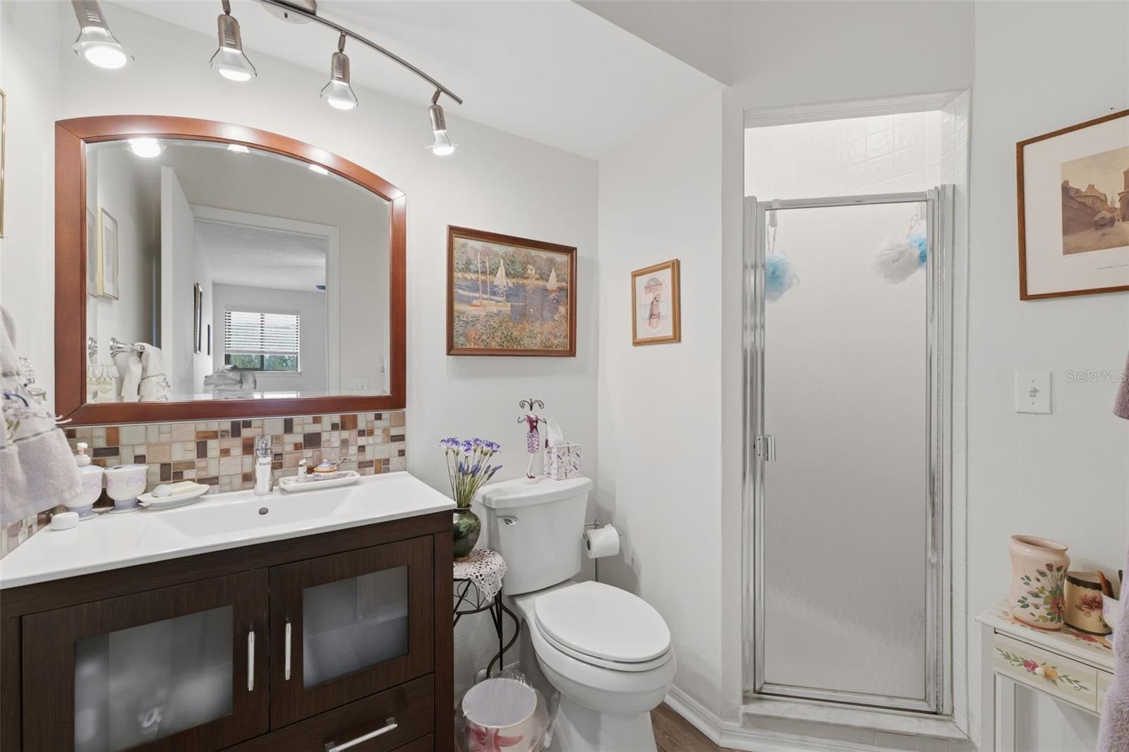 LINKS THE CONDO - Residential