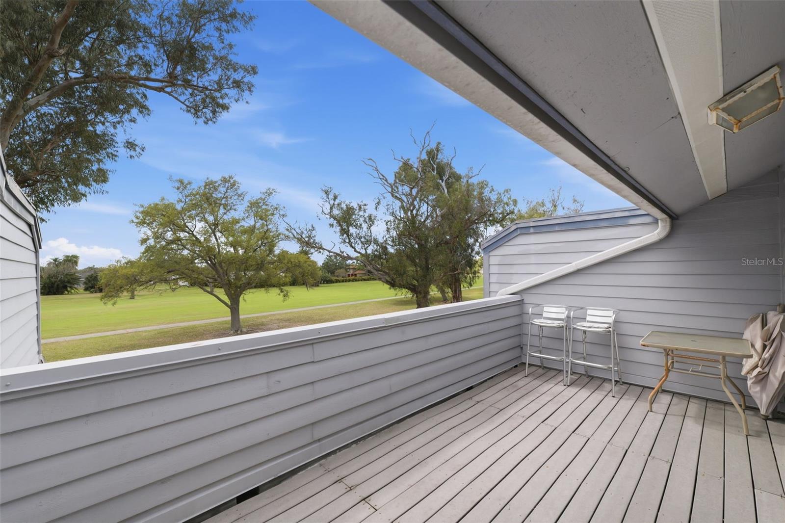 LINKS THE CONDO - Residential