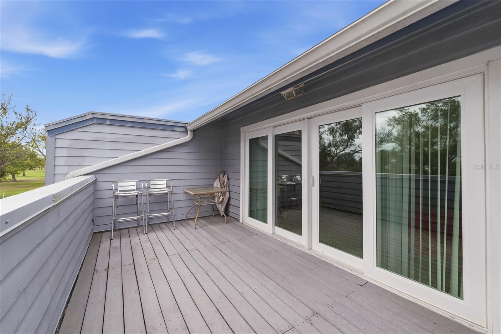 LINKS THE CONDO - Residential