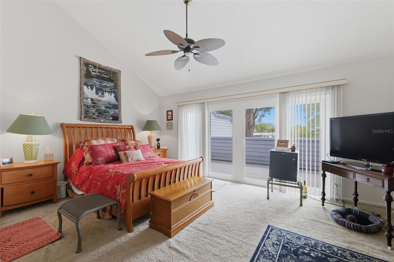 LINKS THE CONDO - Residential