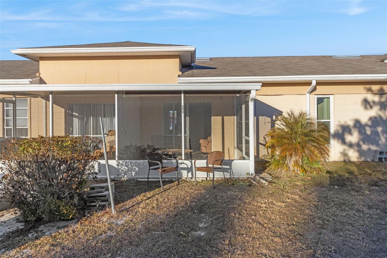 LAKESHORE CLUB - Residential