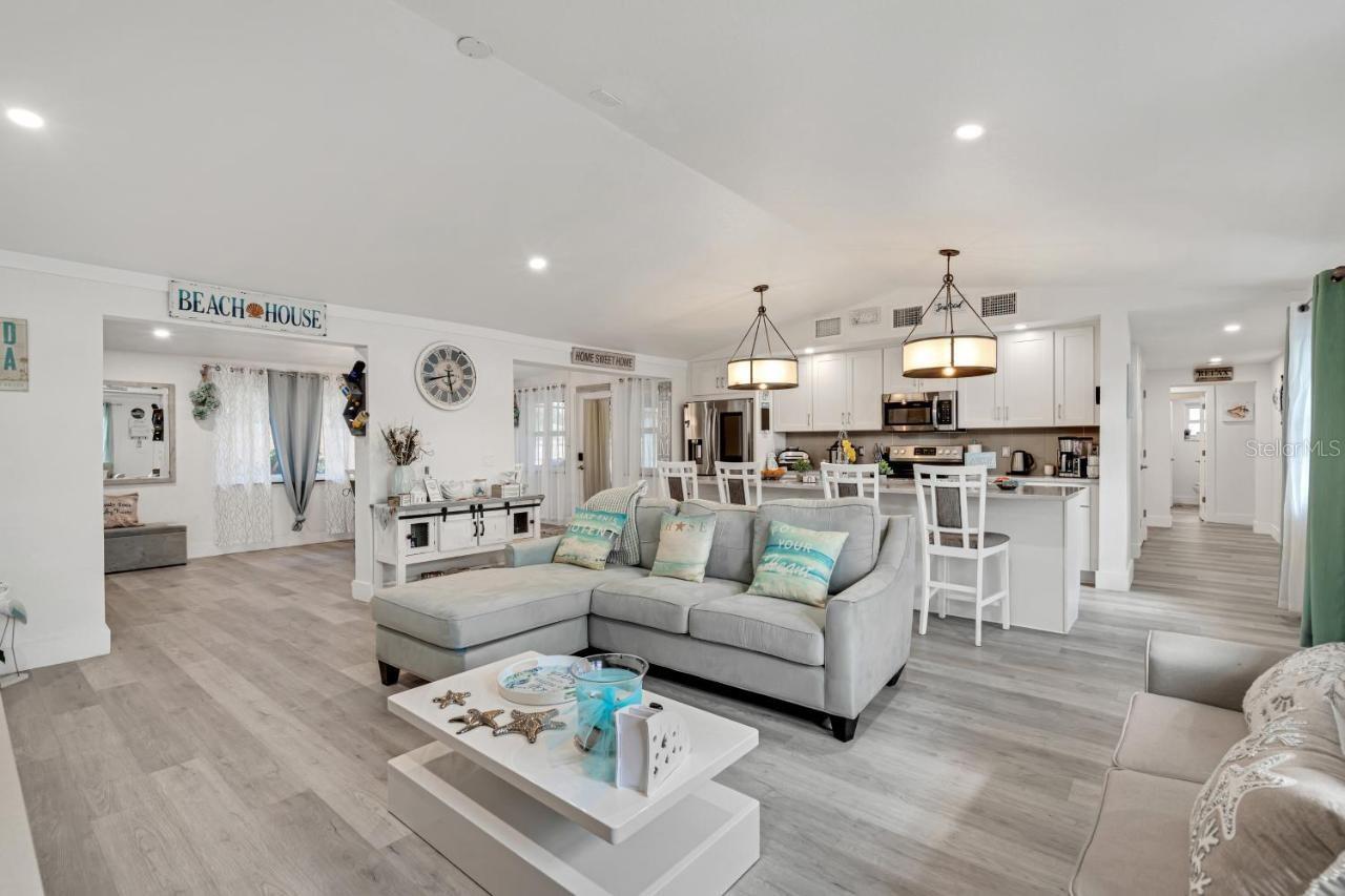 303 48TH STREET W