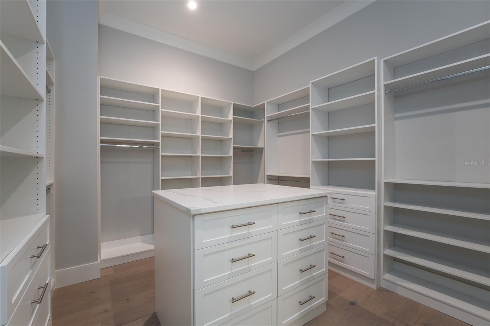 BELLA VITA ESTATES - Residential