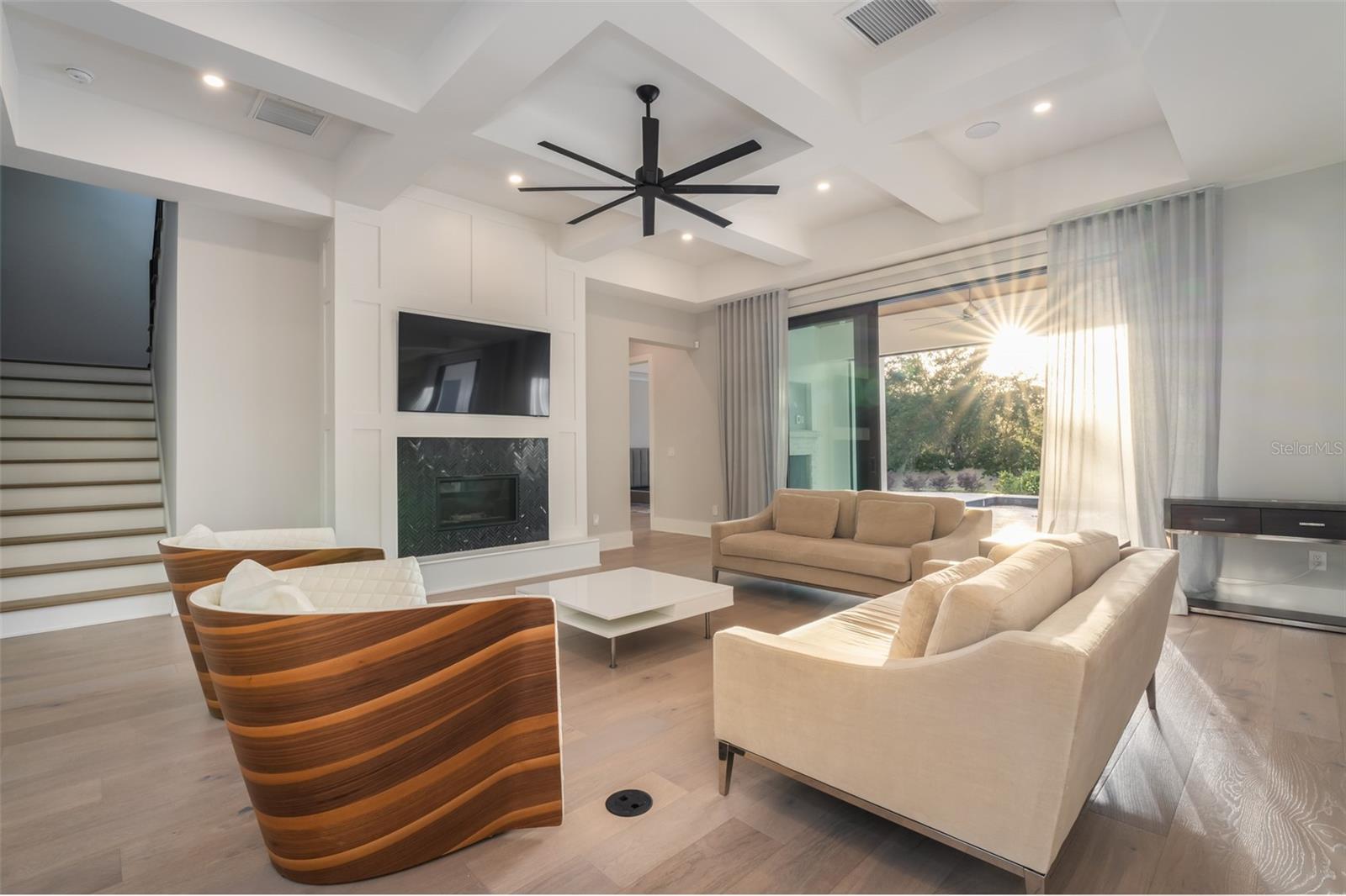 BELLA VITA ESTATES - Residential