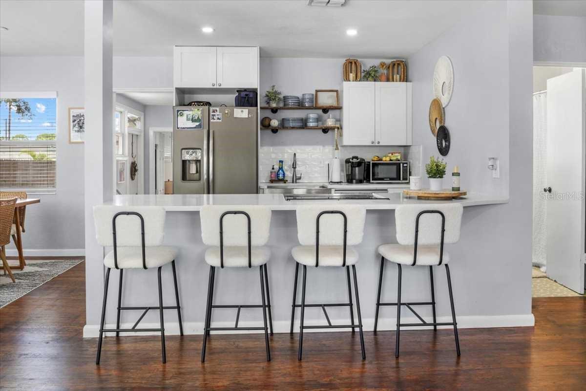 EAGLE CREST - Residential