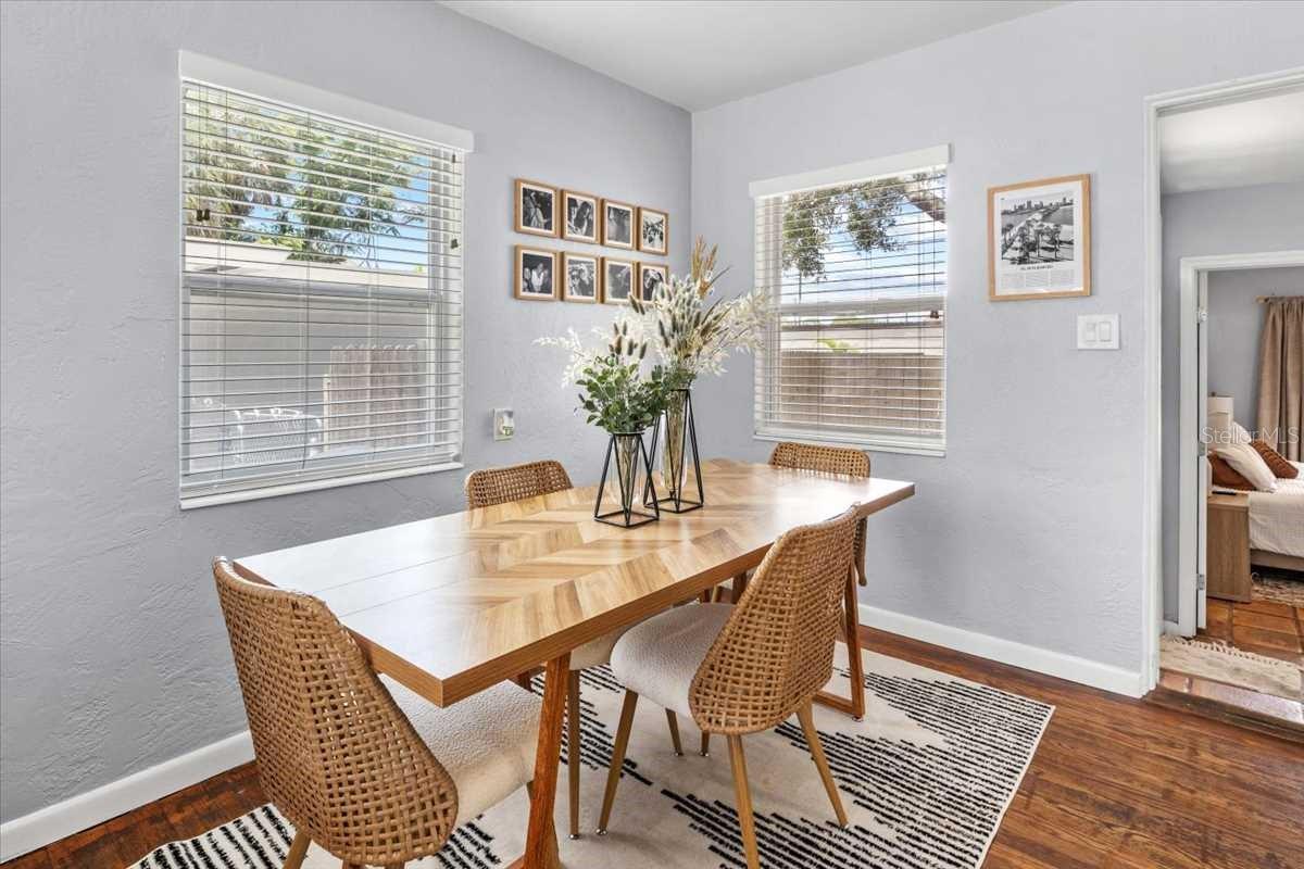 EAGLE CREST - Residential