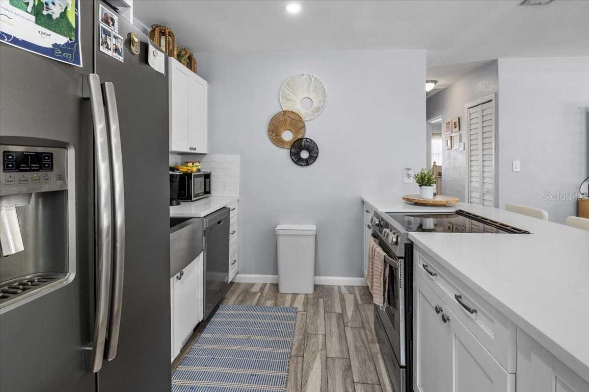 EAGLE CREST - Residential