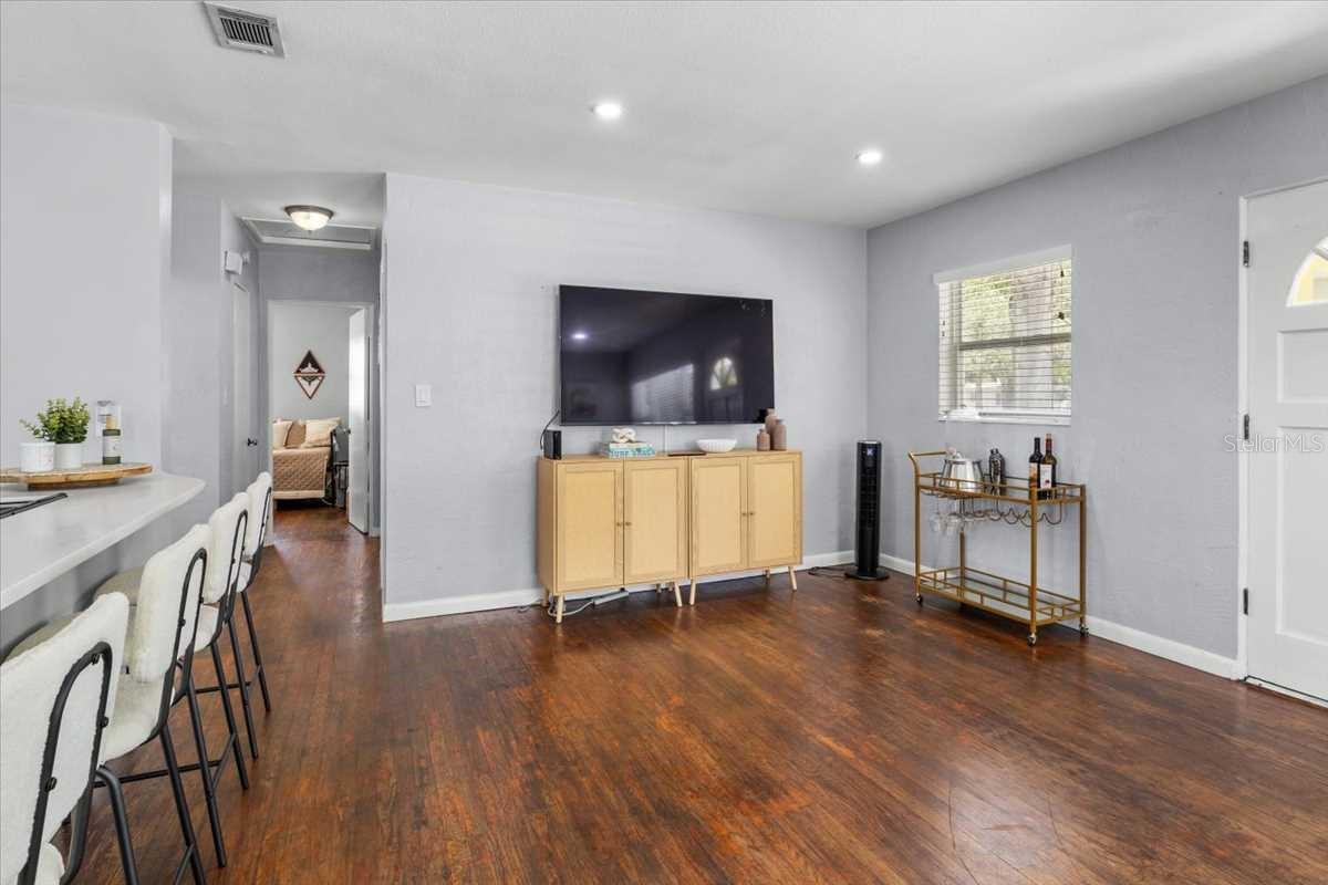 EAGLE CREST - Residential