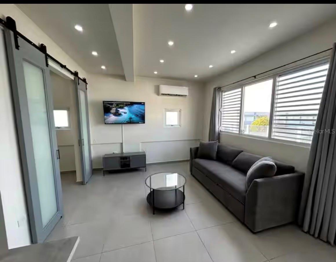 211 EMILIO GONZALEZ STREET 2