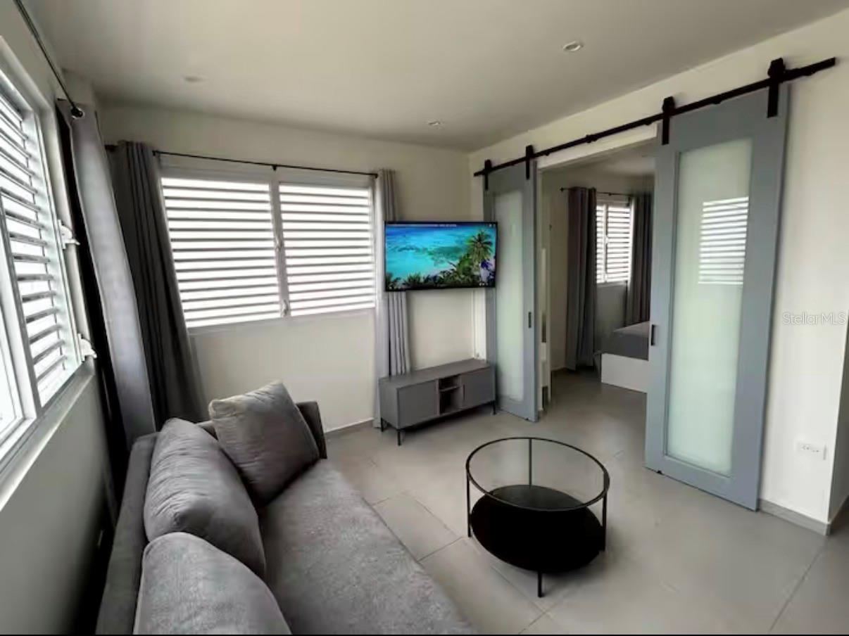 211 EMILIO GONZALEZ STREET 2