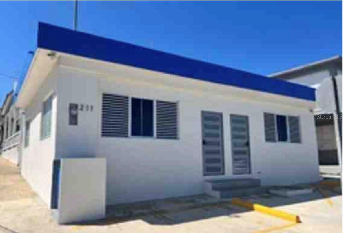 211 EMILIO GONZALEZ STREET 2