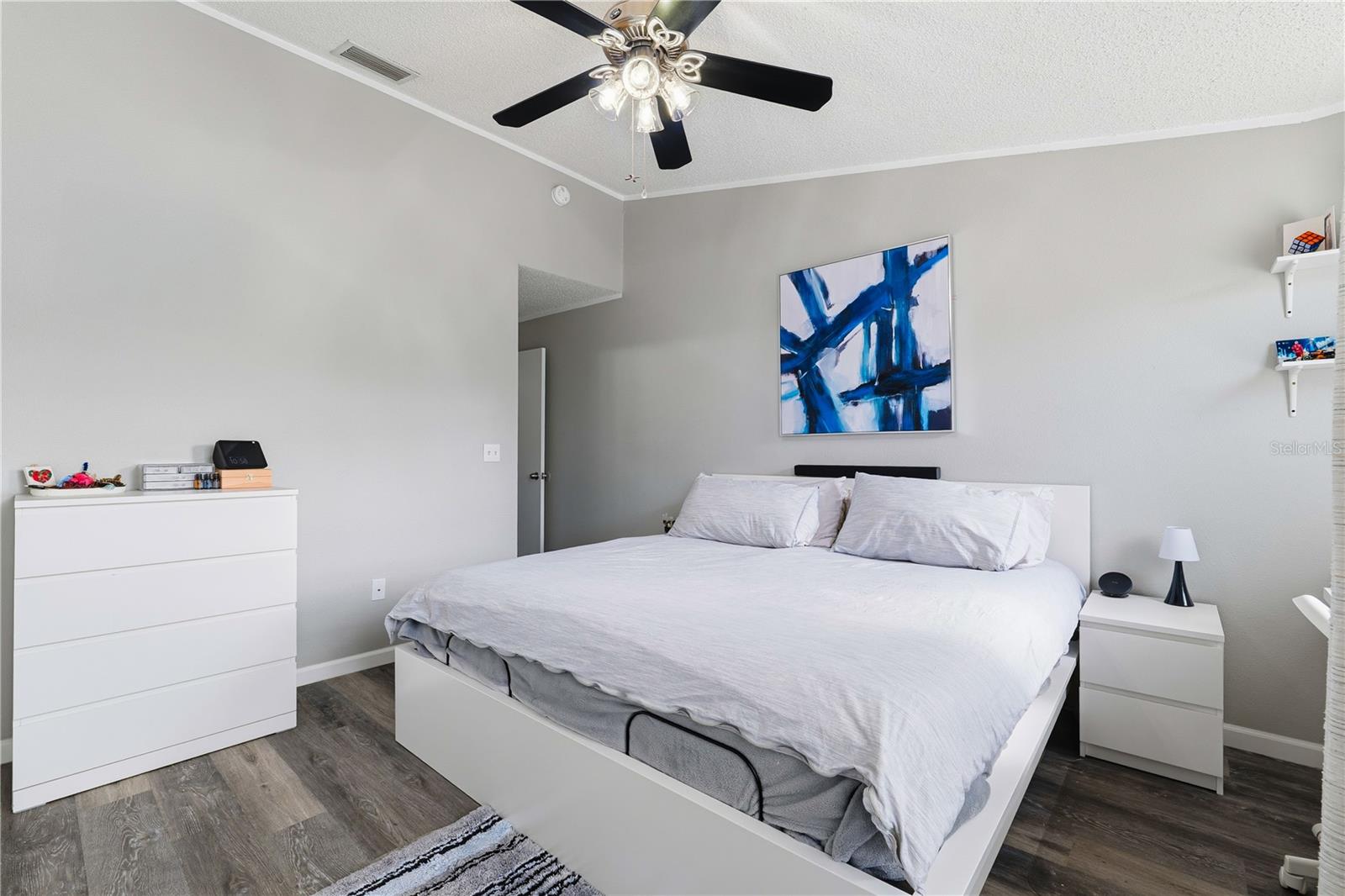 THE TWNHMS AT KENSINGTON PH - Residential