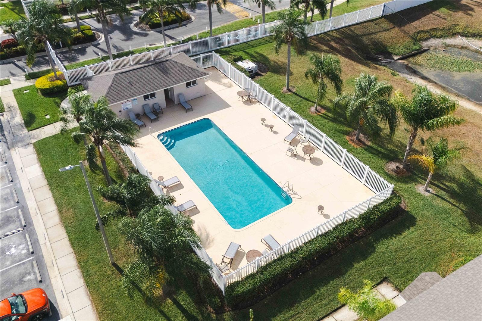 THE TWNHMS AT KENSINGTON PH - Residential