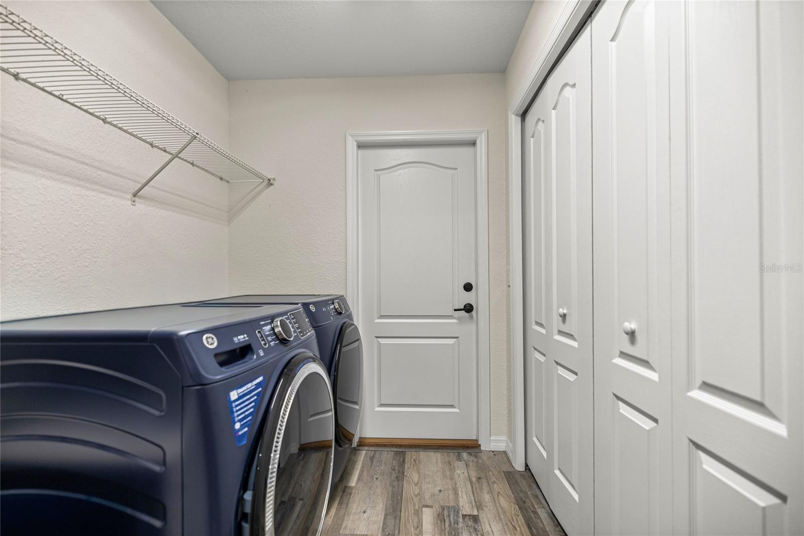 RIVER GARDENS UNIT 02 - Residential