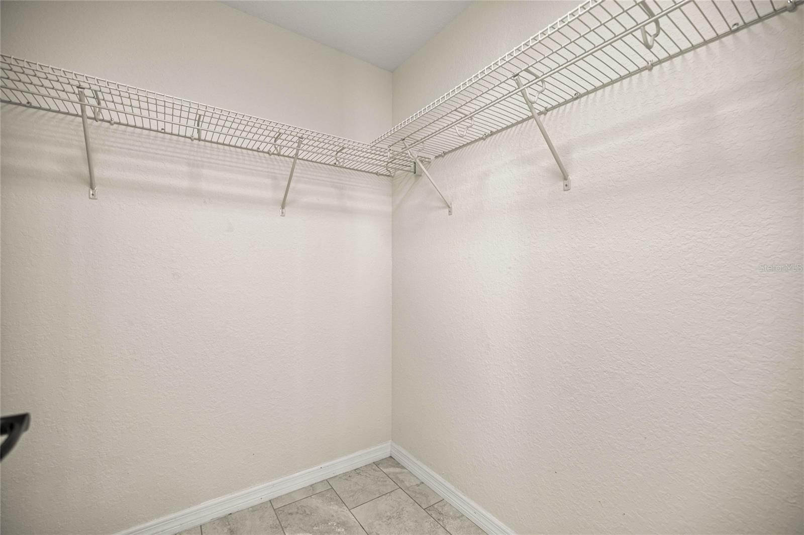 RIVER GARDENS UNIT 02 - Residential