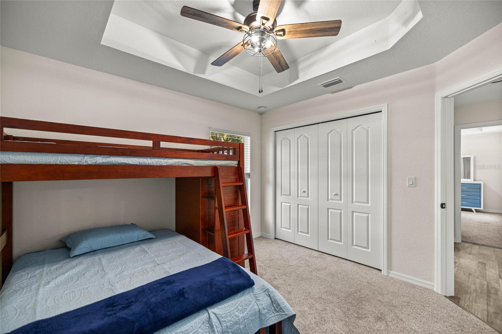 RIVER GARDENS UNIT 02 - Residential