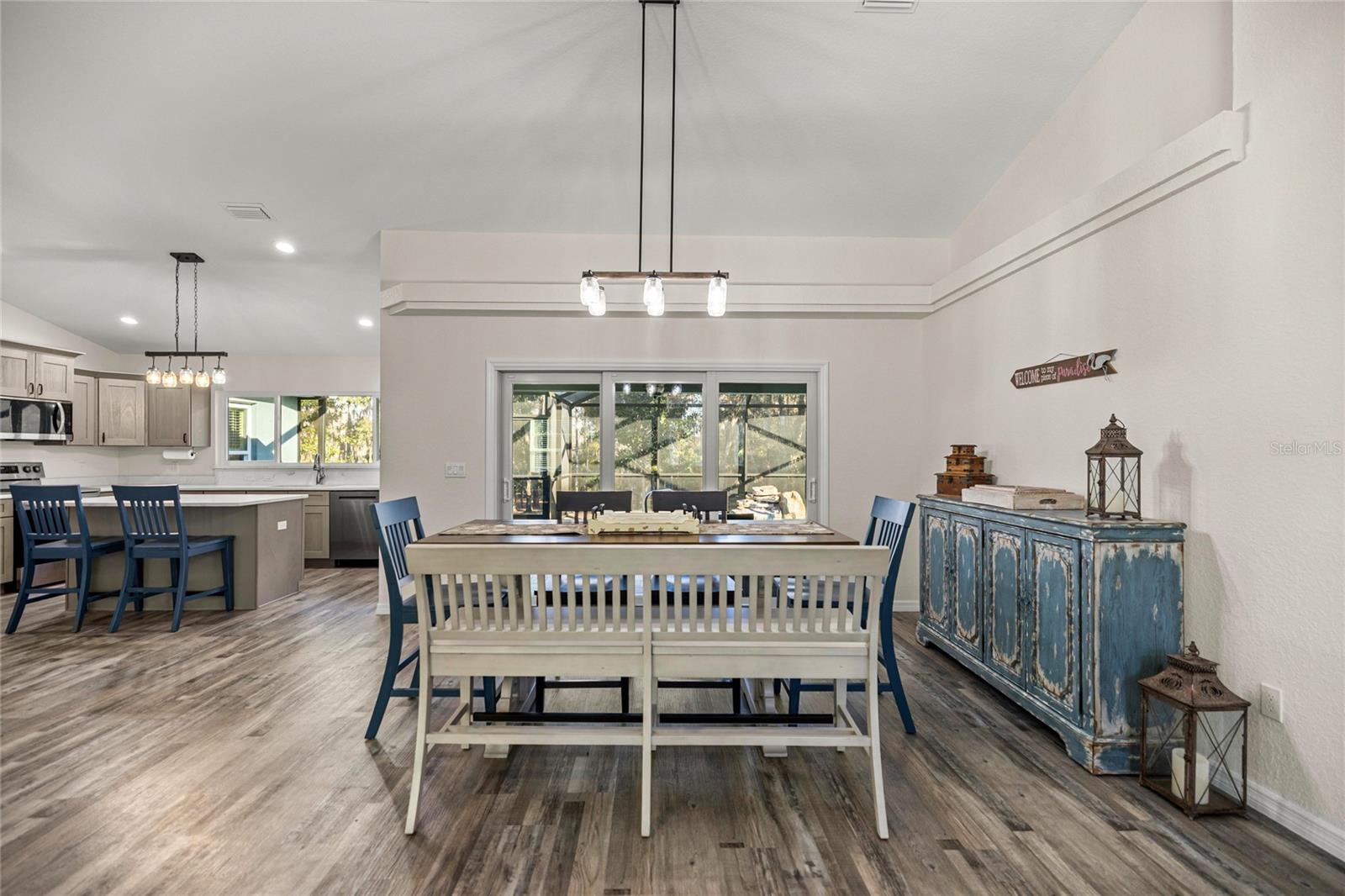 RIVER GARDENS UNIT 02 - Residential