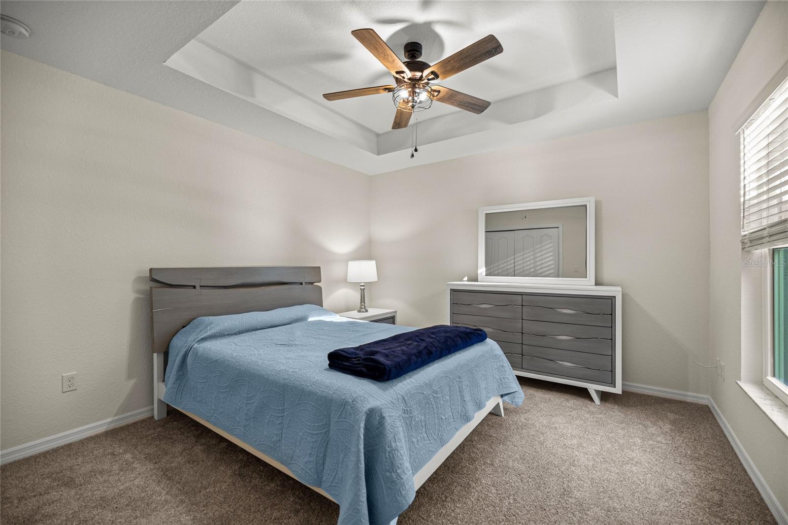 RIVER GARDENS UNIT 02 - Residential