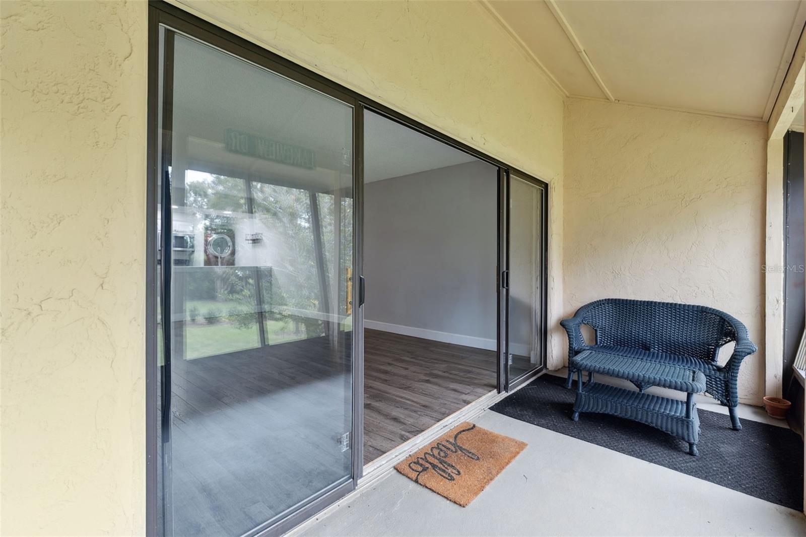 LA CASA CONDO - Residential