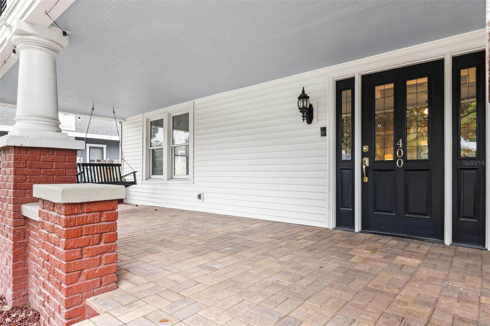 400 E JEAN STREET