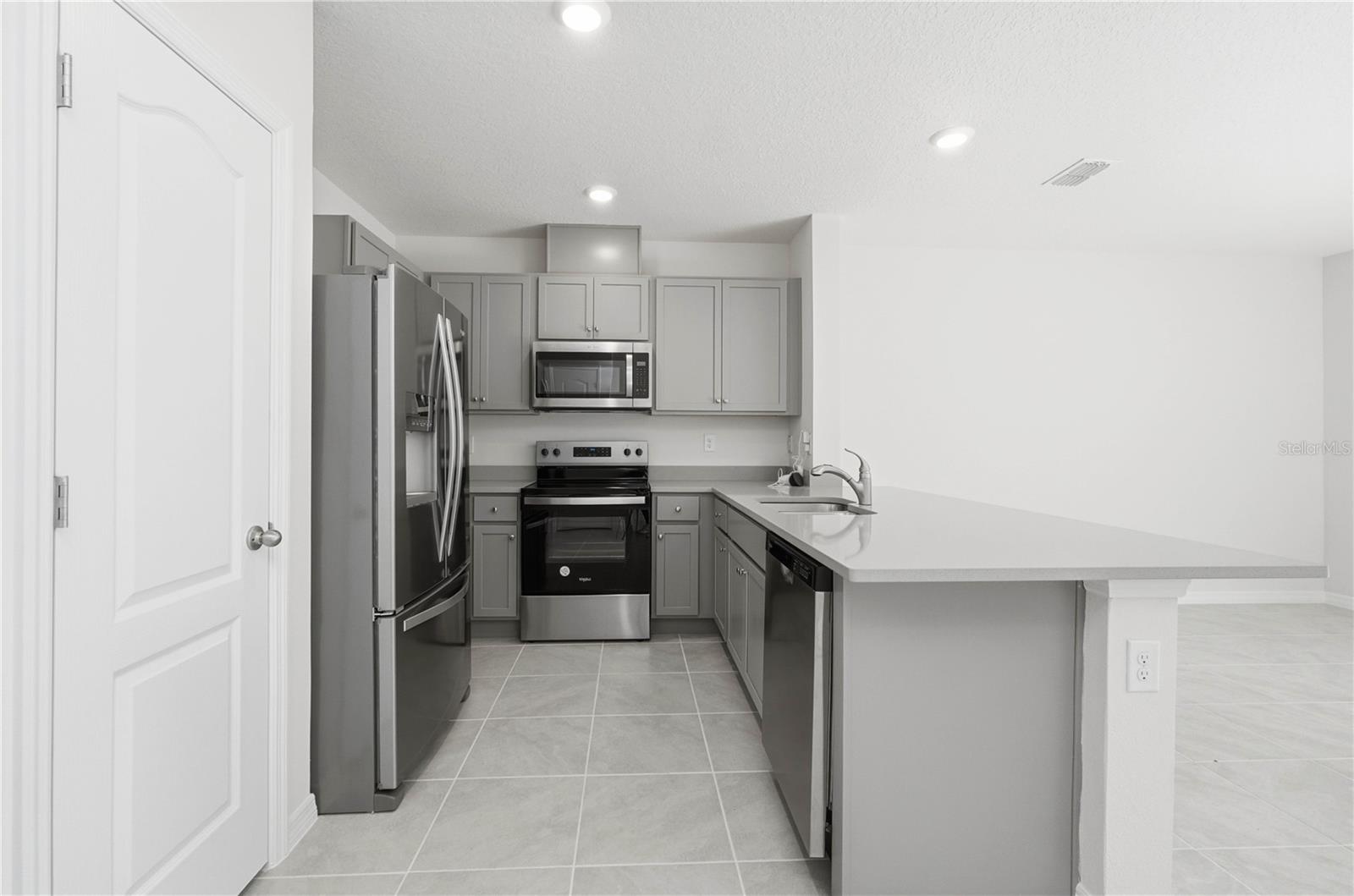 BELLA VITA PH 3 - Residential Lease