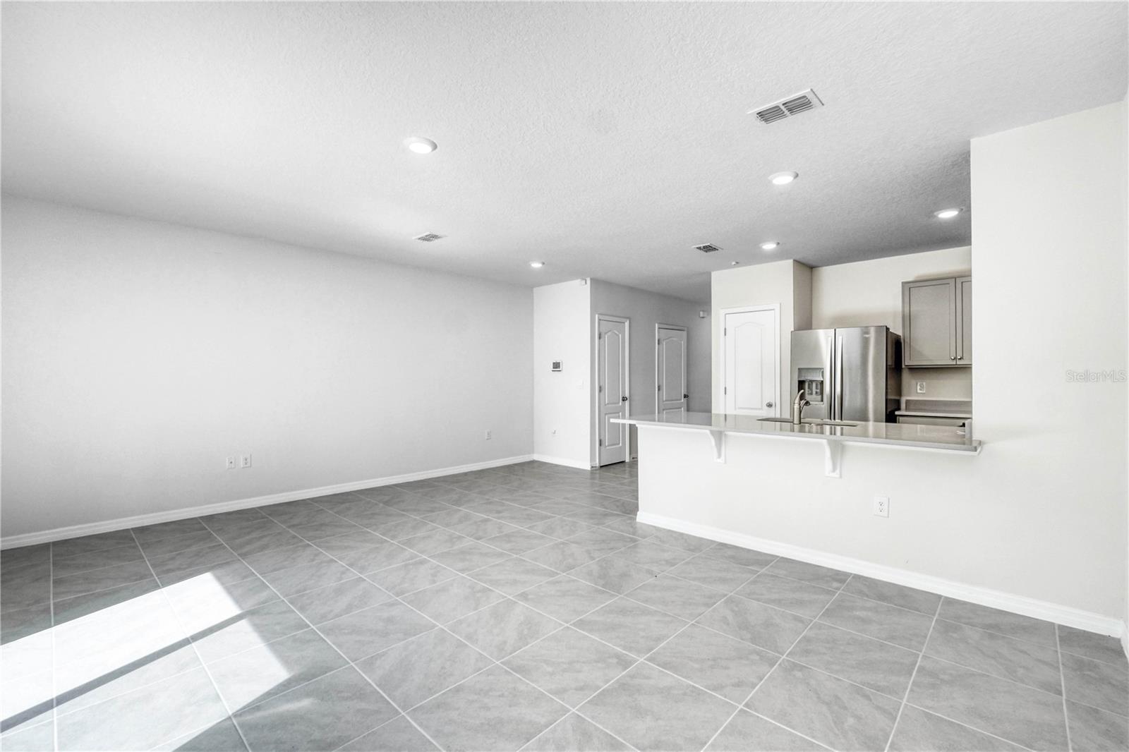 BELLA VITA PH 3 - Residential Lease