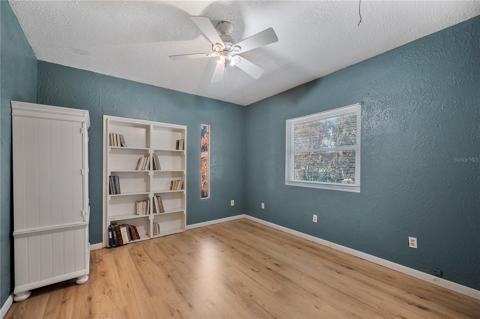 HORNEYS J T ADD 01 - Residential