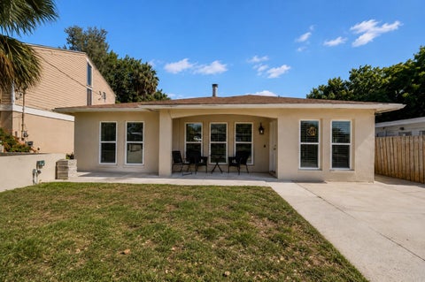 Photo of 3316 W Kathleen Street, Tampa, FL 33607 (MLS # TB8519474)