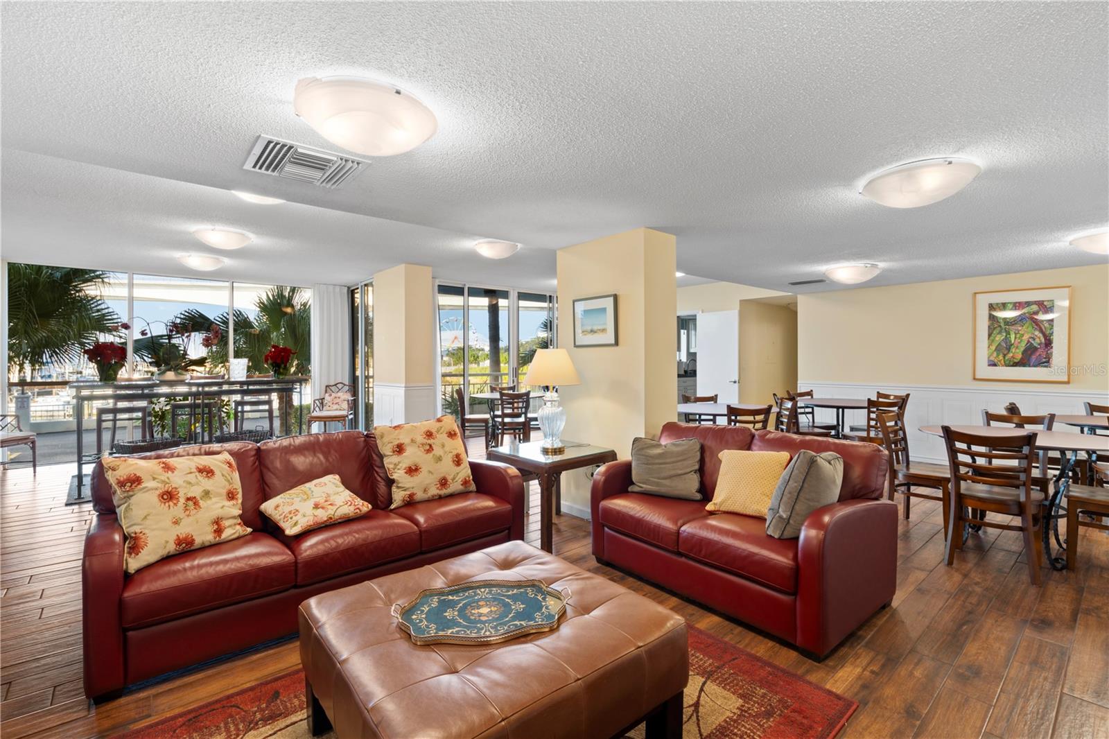 PIERCE 100 CONDO - Residential Lease