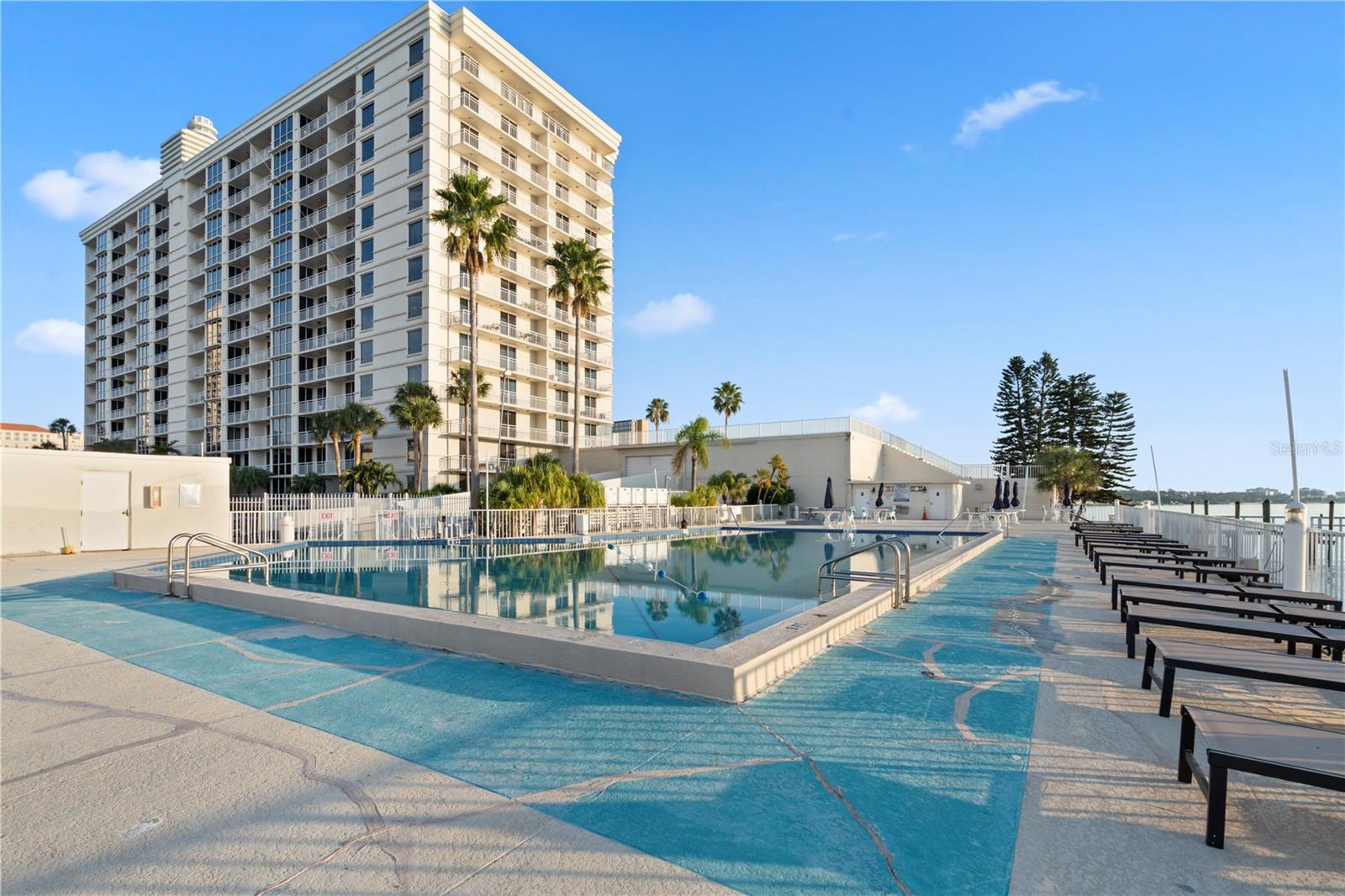 PIERCE 100 CONDO - Residential Lease