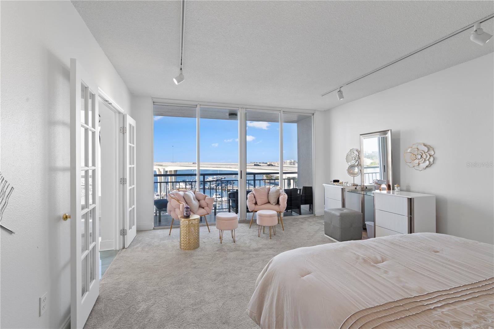 PIERCE 100 CONDO - Residential Lease