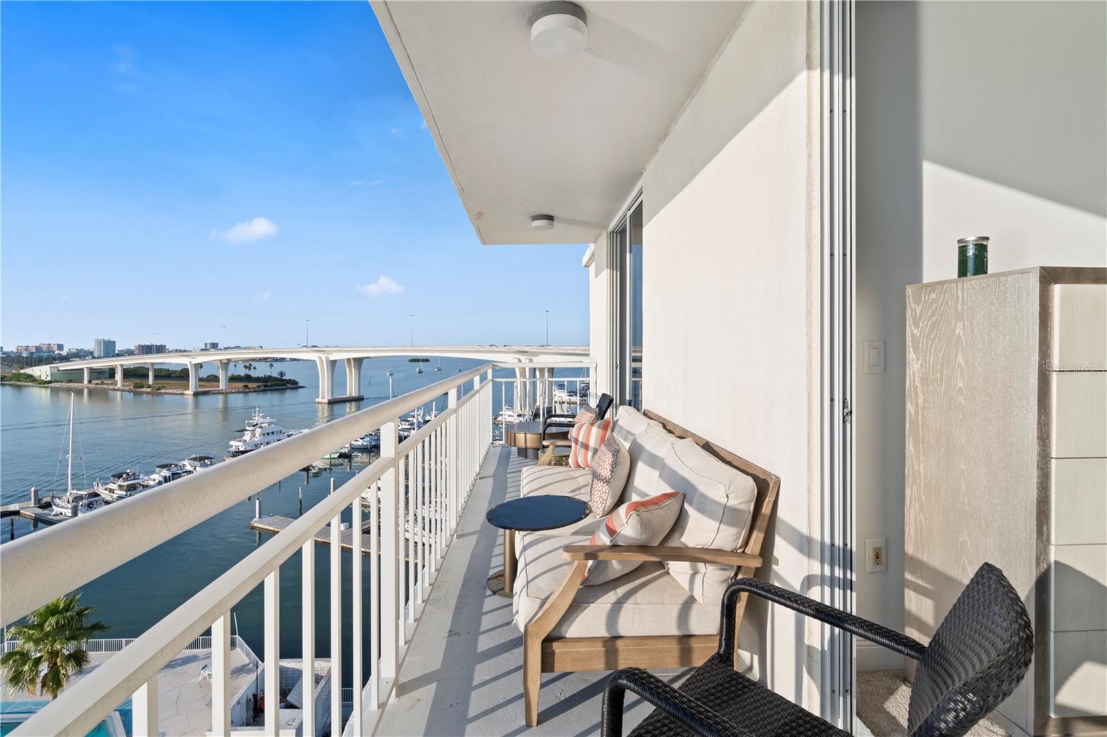 PIERCE 100 CONDO - Residential Lease