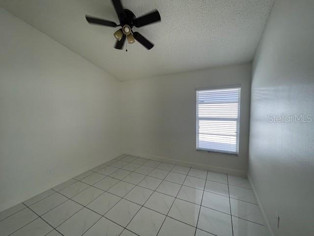 PINECREST VILLA - Residential