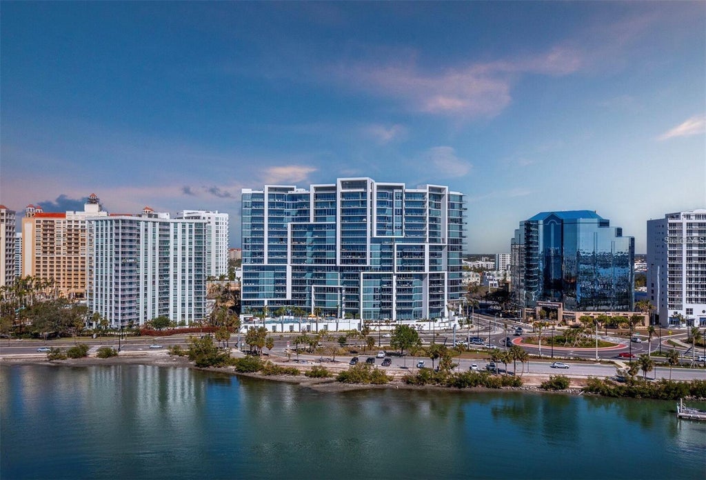 Photo of 1155 N Gulfstream Avenue #906, Sarasota, FL 34236 (MLS # A4711041)