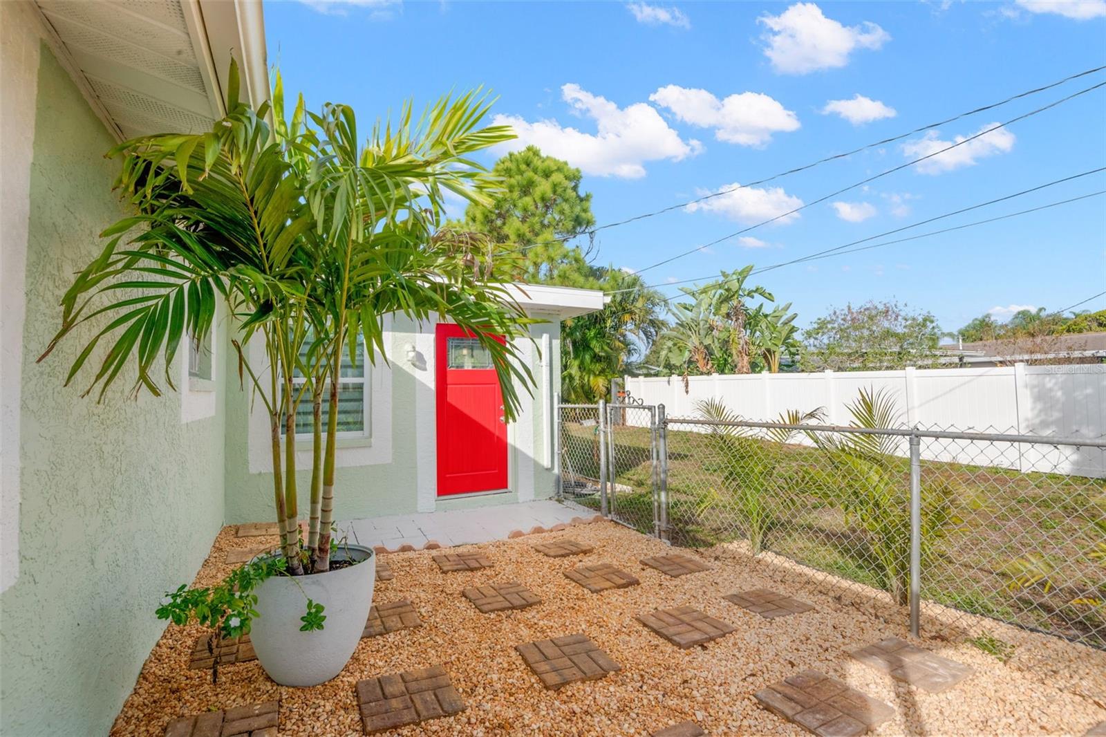 TAHITIAN HOMES - Residential