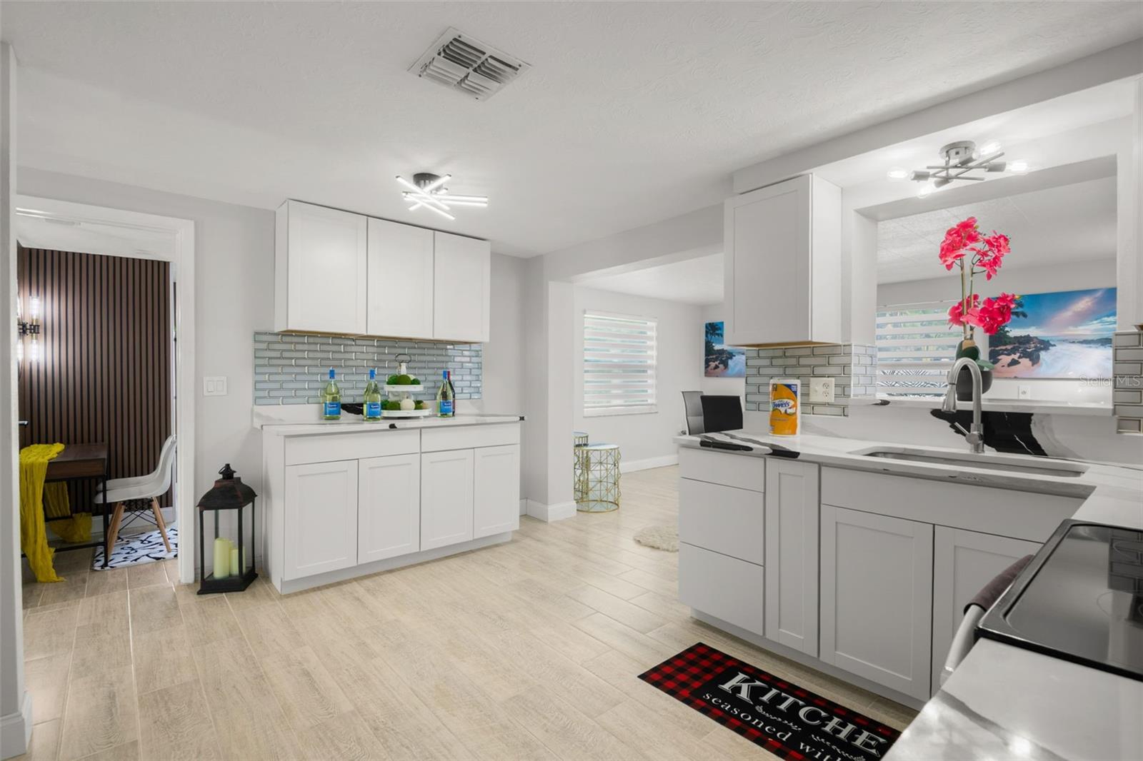 TAHITIAN HOMES - Residential