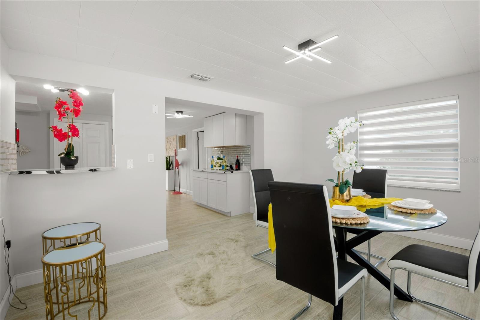 TAHITIAN HOMES - Residential