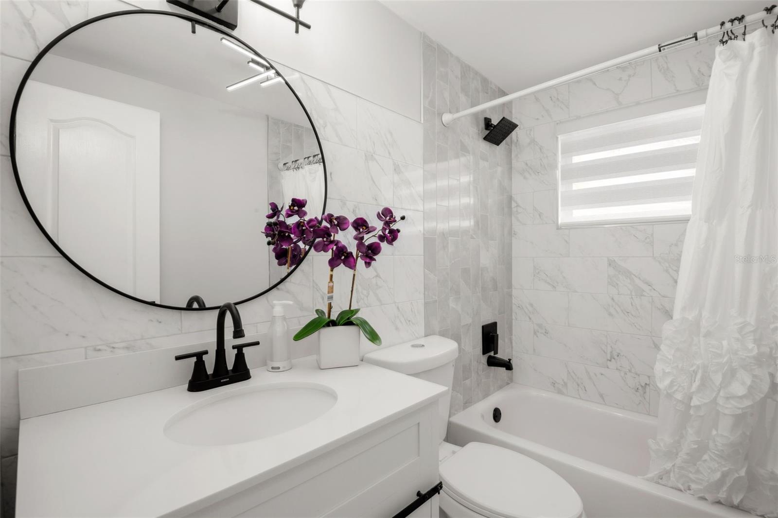 TAHITIAN HOMES - Residential