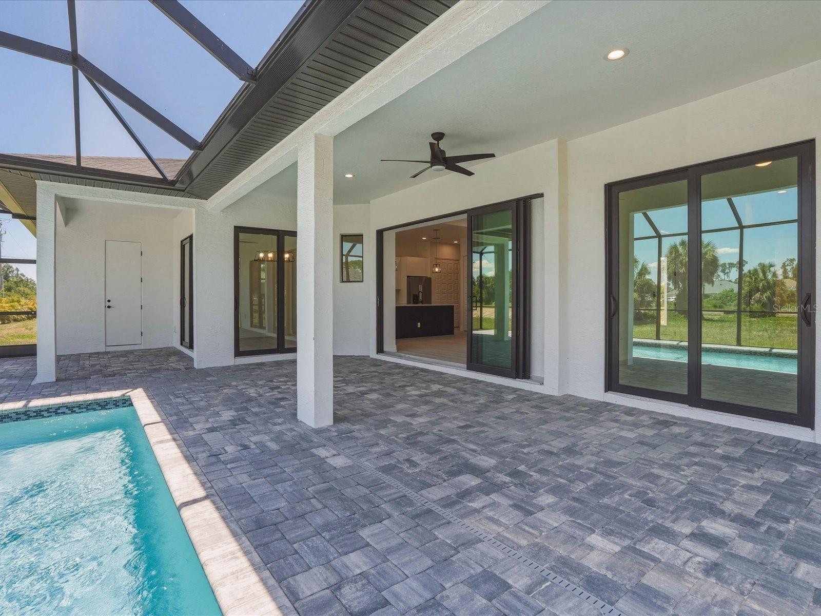 ROTONDA WEST PINE VALLEY - Residential