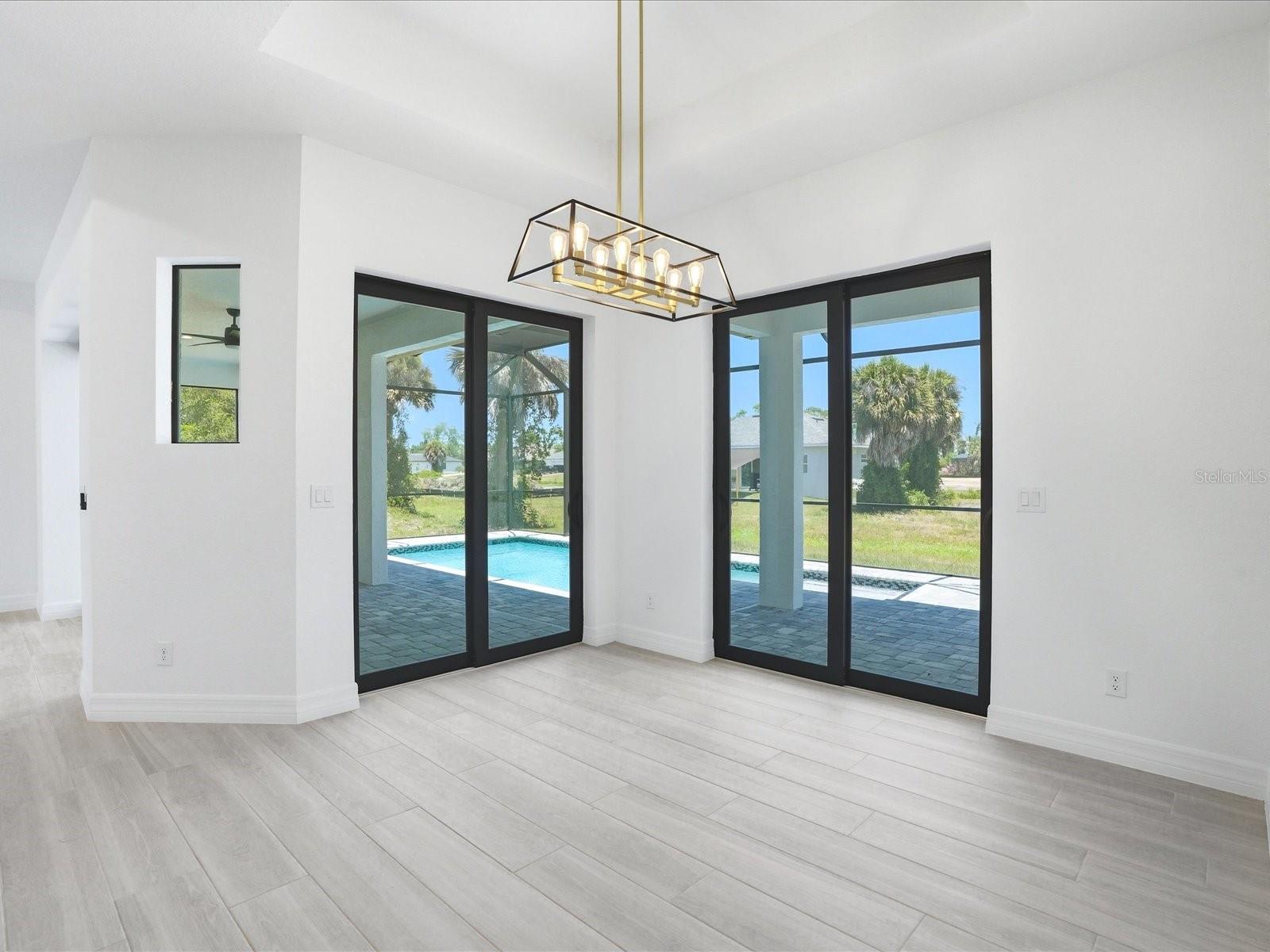 ROTONDA WEST PINE VALLEY - Residential