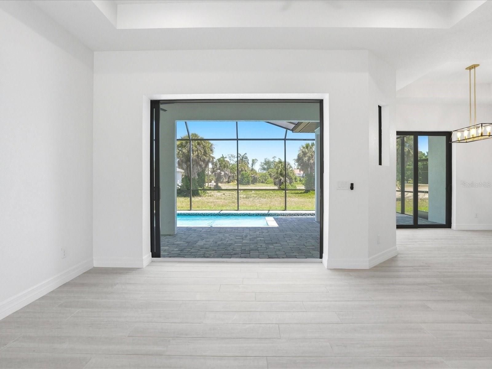 ROTONDA WEST PINE VALLEY - Residential