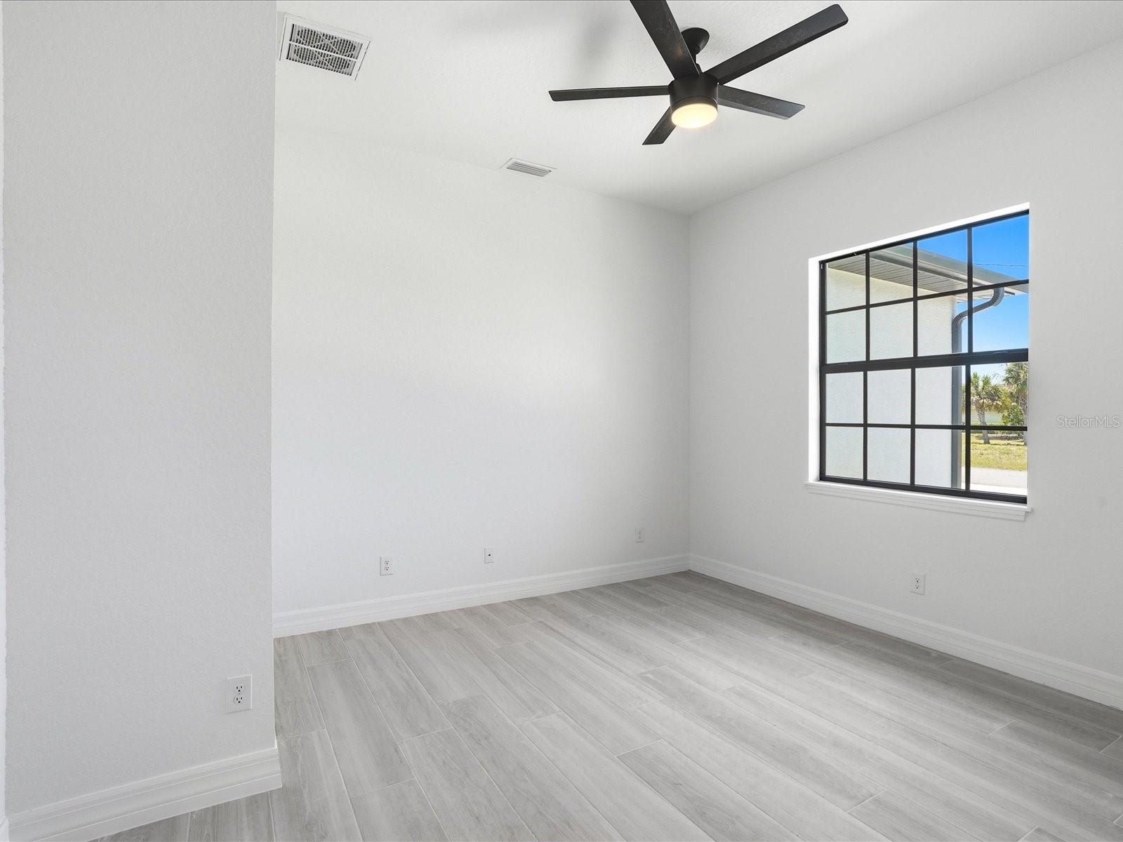 ROTONDA WEST PINE VALLEY - Residential