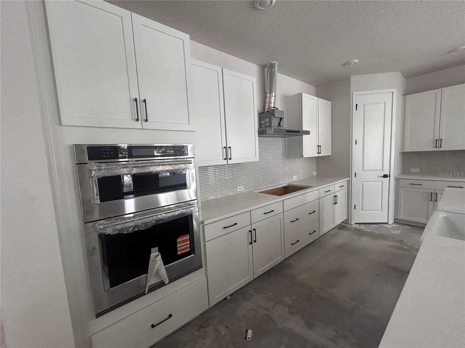 BROADMOOR PARK - Residential