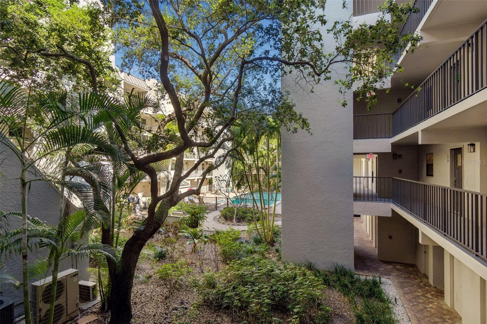 105 4TH AVENUE NE 226