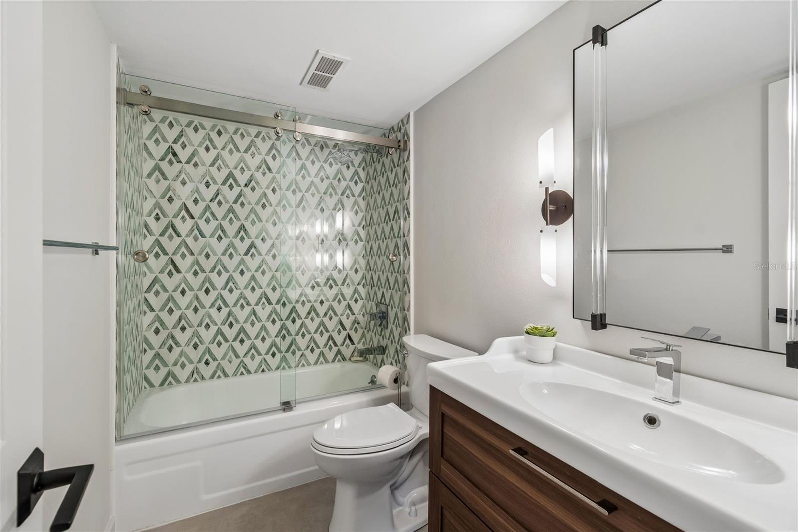 TOWNVIEW CONDO - Residential