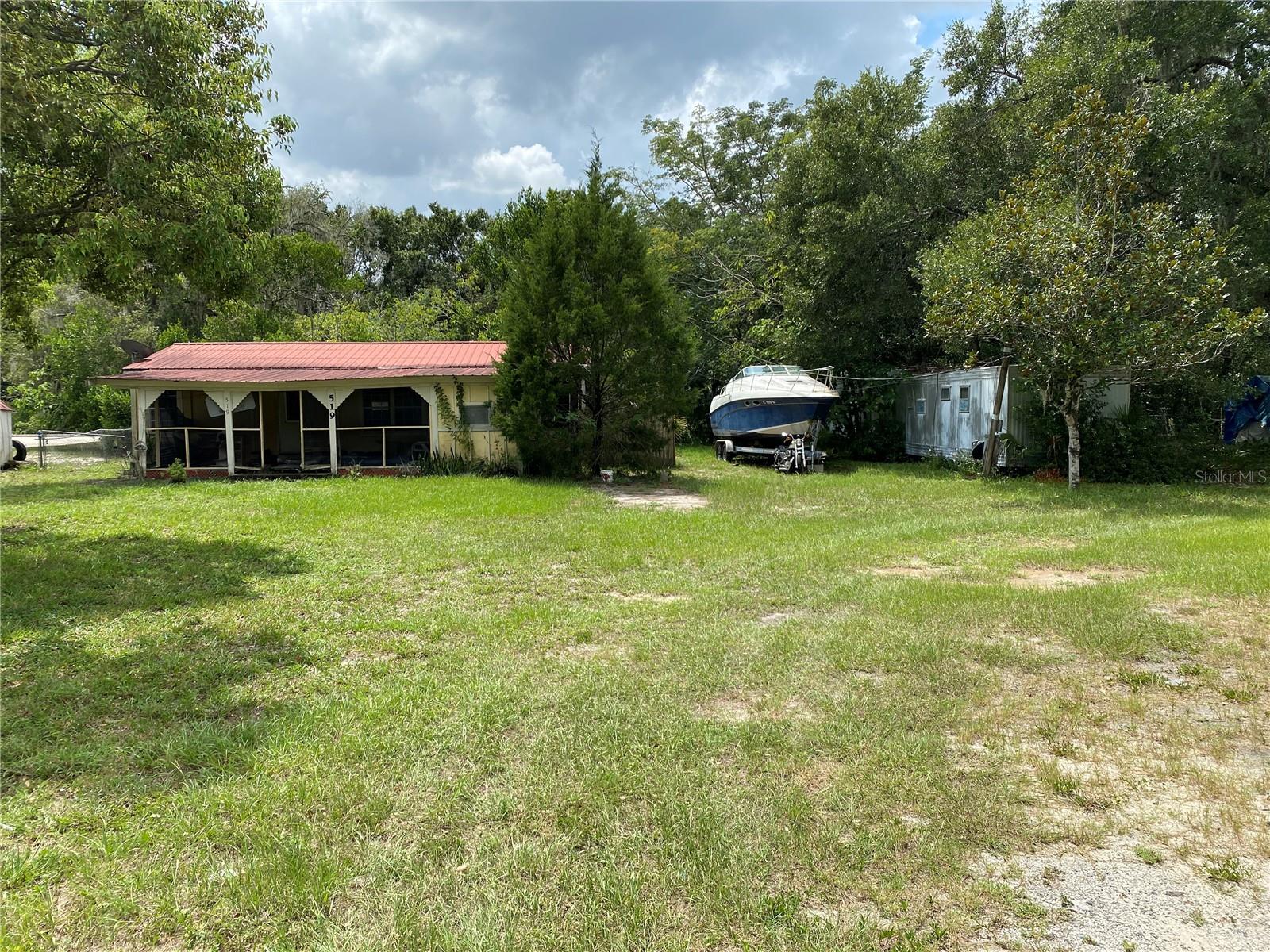 607 RONALD REAGAN PARKWAY