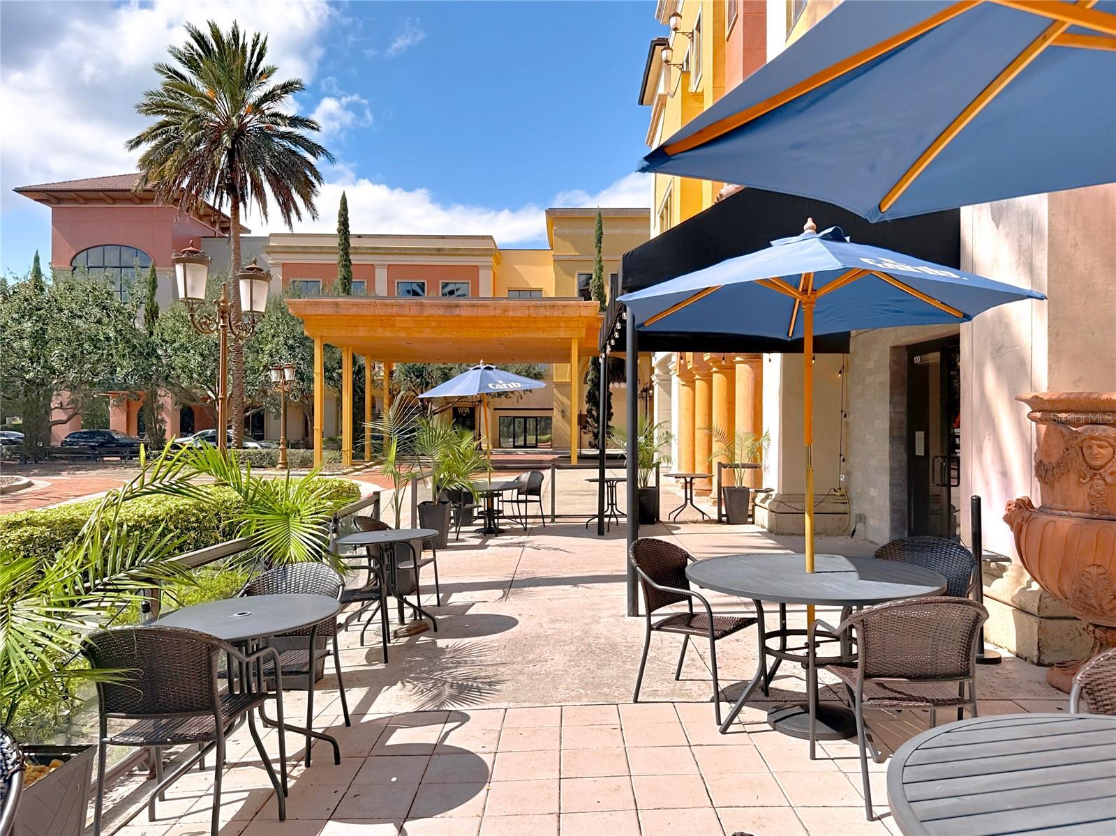 RETAIL/VERANDA PARK BLDG 8000 - Business Opportunity
