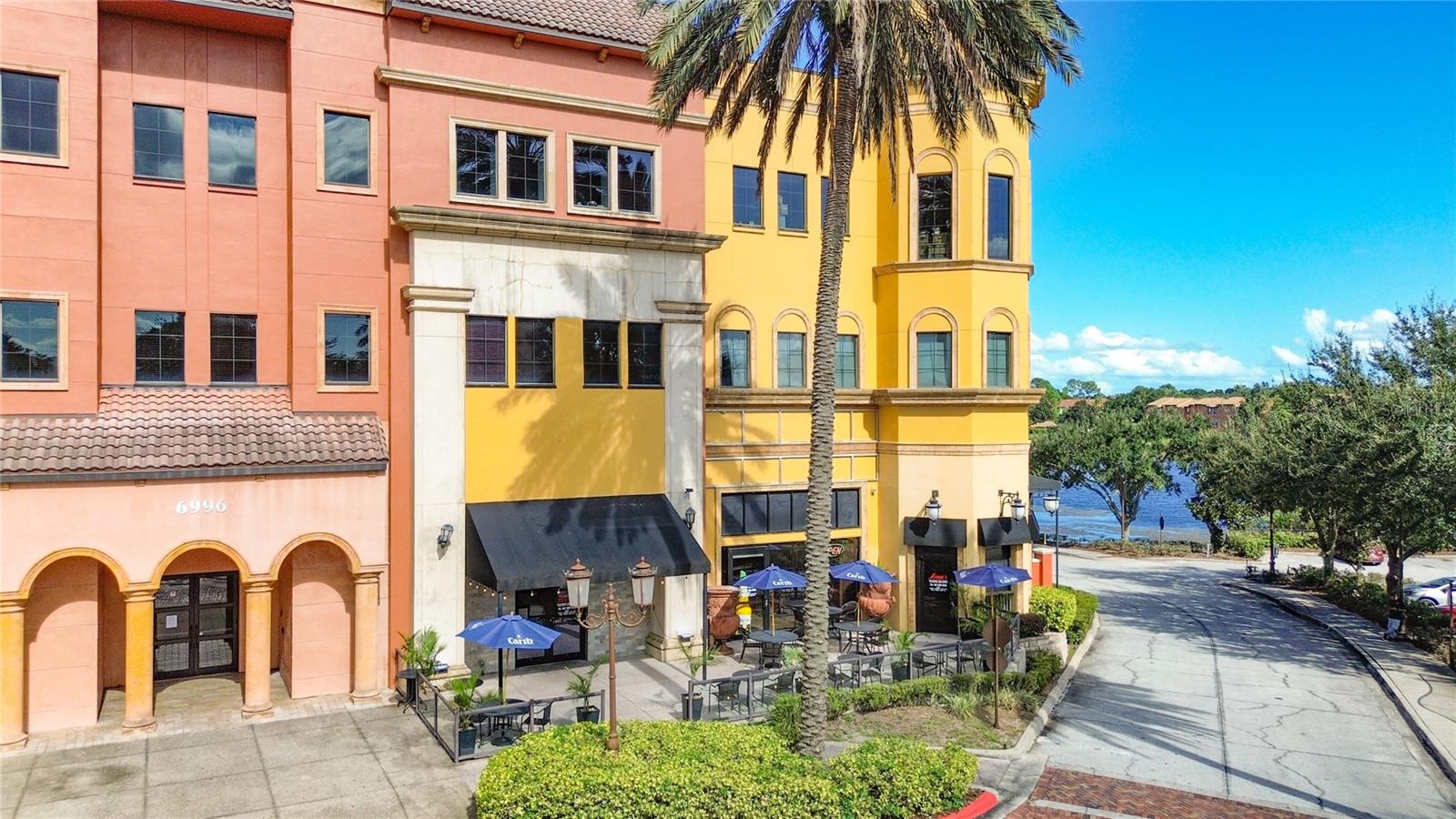RETAIL/VERANDA PARK BLDG 8000 - Business Opportunity