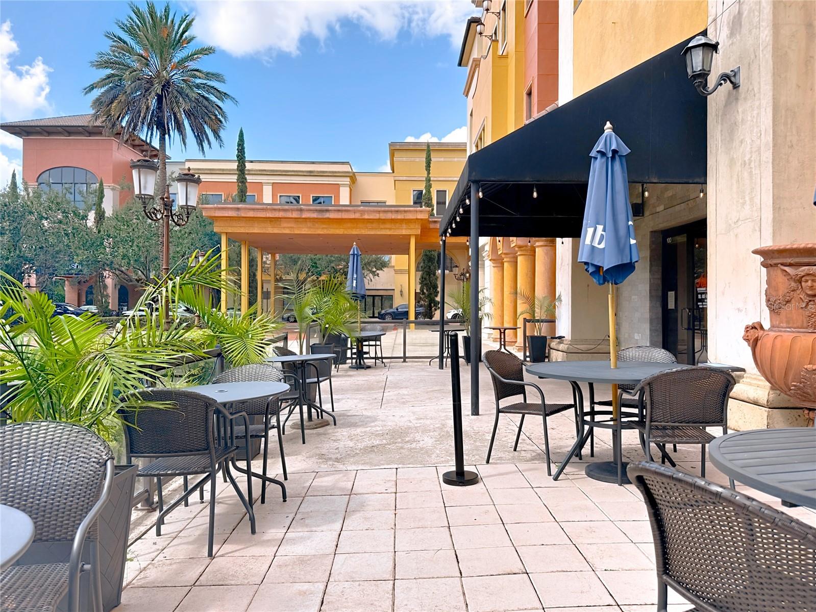 RETAIL/VERANDA PARK BLDG 8000 - Business Opportunity
