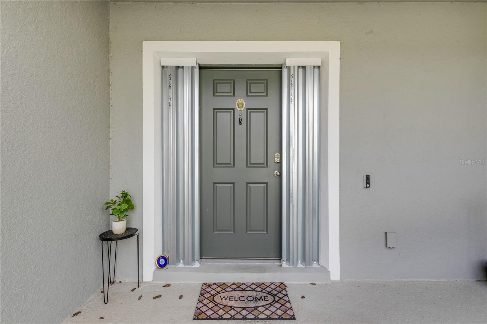 2724 SILVER CANOE DRIVE